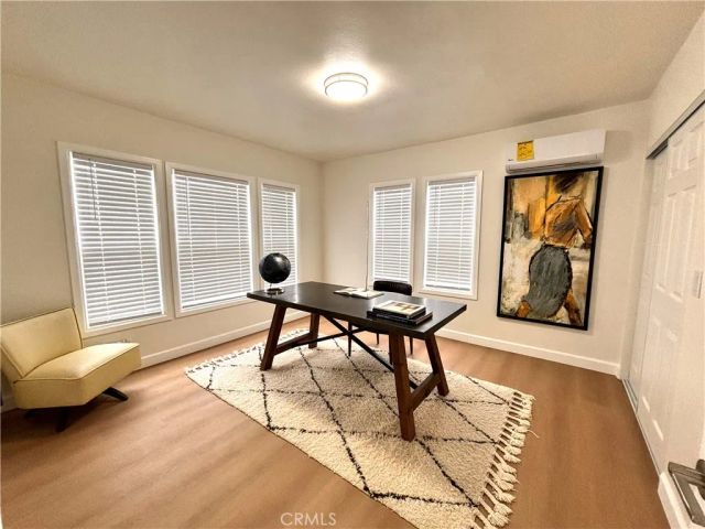 8758 S Hobart, Los Angeles, CA 90047