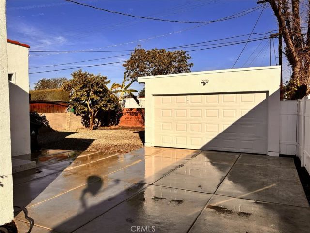 8758 S Hobart, Los Angeles, CA 90047