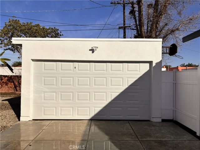 8758 S Hobart, Los Angeles, CA 90047