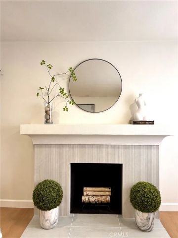 8758 S Hobart, Los Angeles, CA 90047