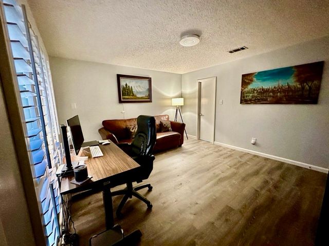 1205 Riverview Drive, Arlington, TX 76012