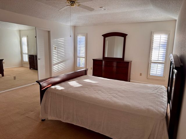 1205 Riverview Drive, Arlington, TX 76012