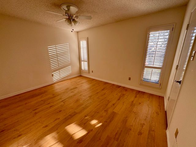 1205 Riverview Drive, Arlington, TX 76012