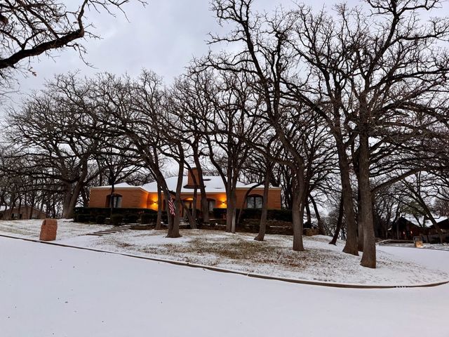 1205 Riverview Drive, Arlington, TX 76012