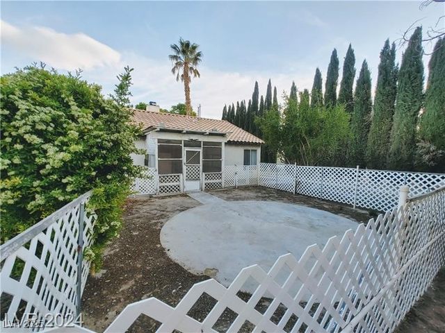 5610 Bridger Street, Pahrump, NV 89061