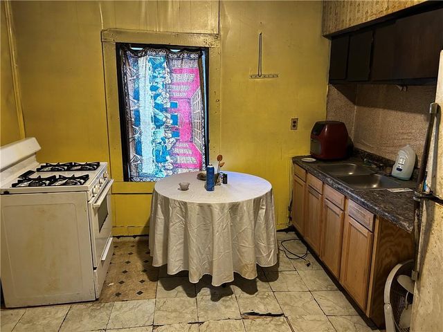 807 Reynolds Avenue, Mobile, AL 36610