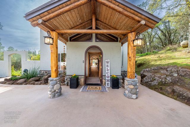 11383 Woodacre Rd, Grass Valley, CA 95949