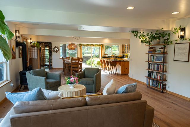 11383 Woodacre Rd, Grass Valley, CA 95949