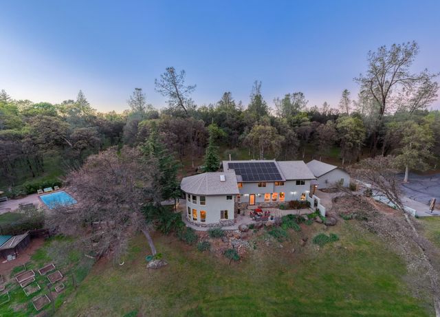 11383 Woodacre Rd, Grass Valley, CA 95949