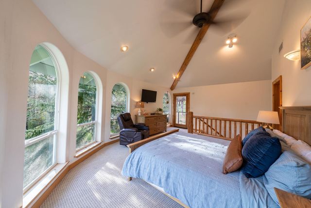 11383 Woodacre Rd, Grass Valley, CA 95949