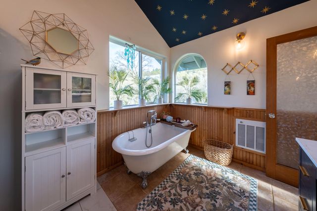 11383 Woodacre Rd, Grass Valley, CA 95949