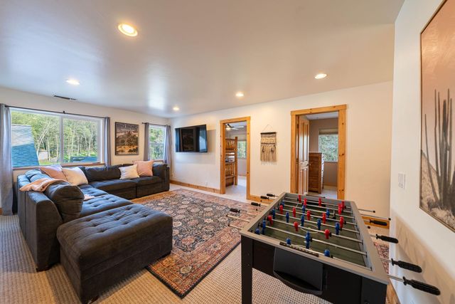 11383 Woodacre Rd, Grass Valley, CA 95949