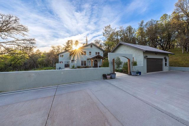 11383 Woodacre Rd, Grass Valley, CA 95949