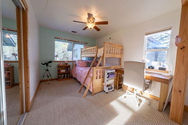 11383 Woodacre Rd, Grass Valley, CA 95949