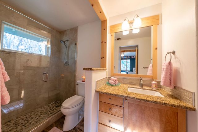 11383 Woodacre Rd, Grass Valley, CA 95949