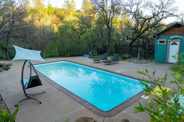 11383 Woodacre Rd, Grass Valley, CA 95949