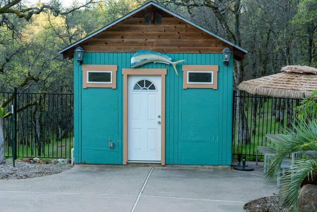 11383 Woodacre Rd, Grass Valley, CA 95949