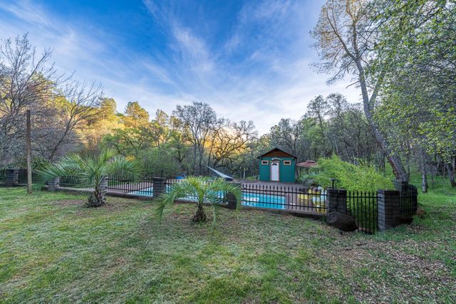 11383 Woodacre Rd, Grass Valley, CA 95949
