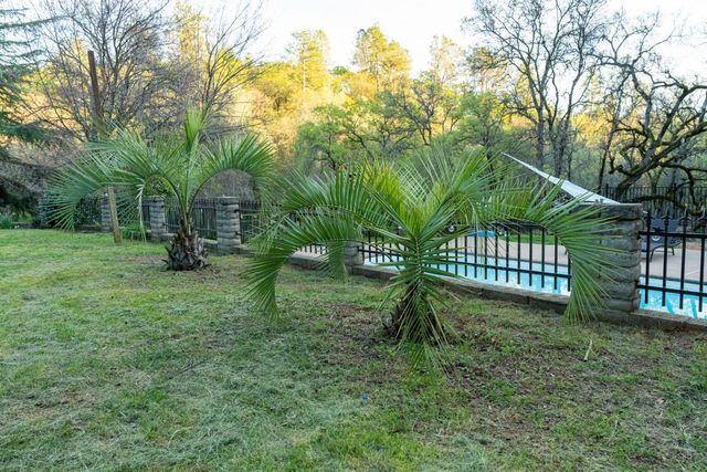 11383 Woodacre Rd, Grass Valley, CA 95949