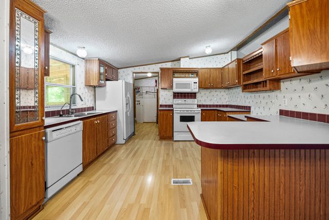 2499 W Leatherwood Rd, Cumberland Furnace, TN 37051