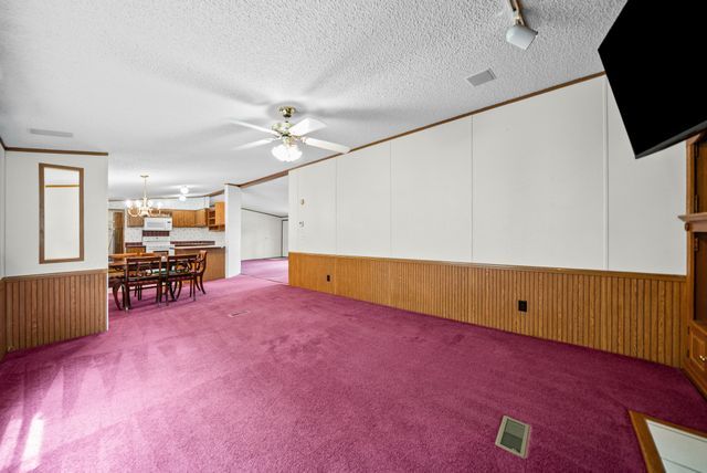 2499 W Leatherwood Rd, Cumberland Furnace, TN 37051