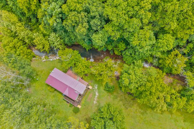 2499 W Leatherwood Rd, Cumberland Furnace, TN 37051