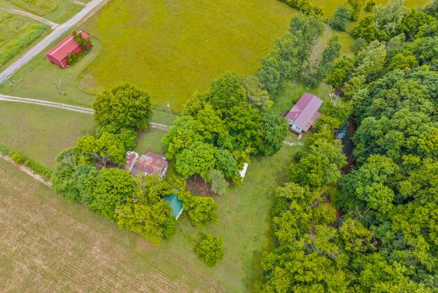2499 W Leatherwood Rd, Cumberland Furnace, TN 37051