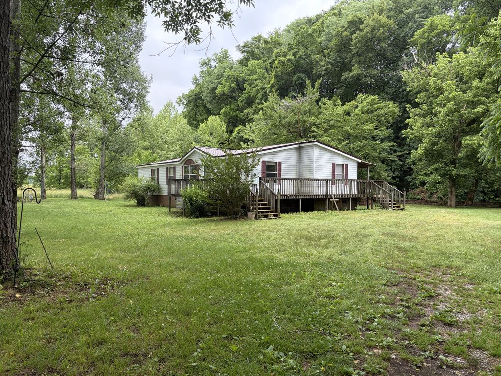 2499 W Leatherwood Rd, Cumberland Furnace, TN 37051