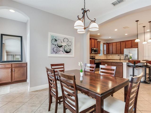 5409 FISHHAWK RIDGE DRIVE, Lithia, FL 33547