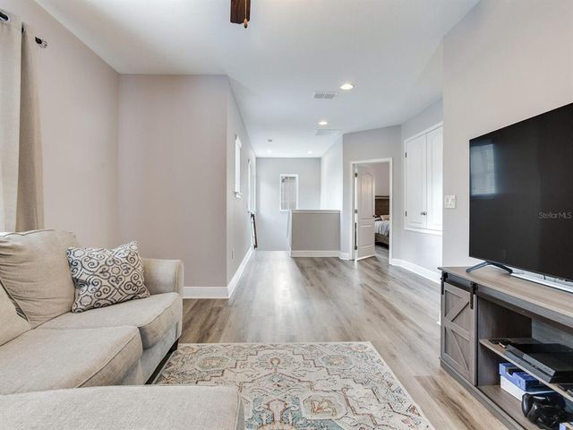 5409 FISHHAWK RIDGE DRIVE, Lithia, FL 33547