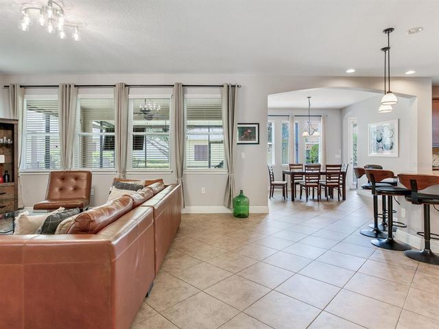 5409 FISHHAWK RIDGE DRIVE, Lithia, FL 33547