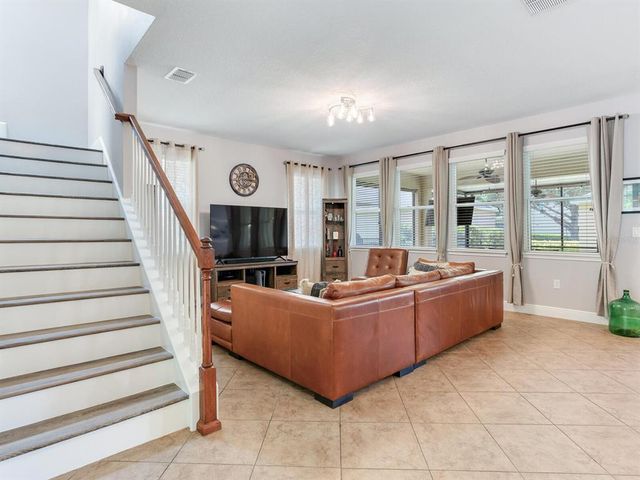5409 FISHHAWK RIDGE DRIVE, Lithia, FL 33547