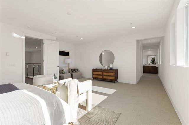 9514 N Andora Avenue, Chatsworth, CA 91311