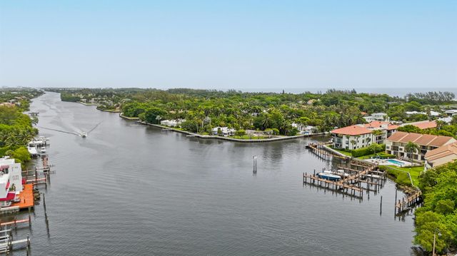 802 Andrews Avenue, Delray Beach, FL 33483