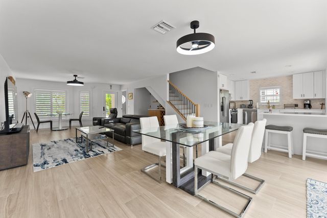 802 Andrews Avenue, Delray Beach, FL 33483