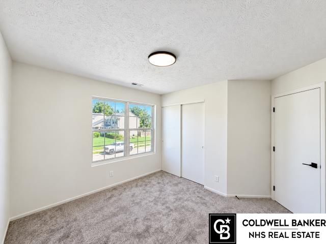 4110 N 147th Street, Omaha, NE 68116