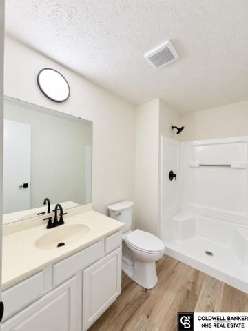 4110 N 147th Street, Omaha, NE 68116