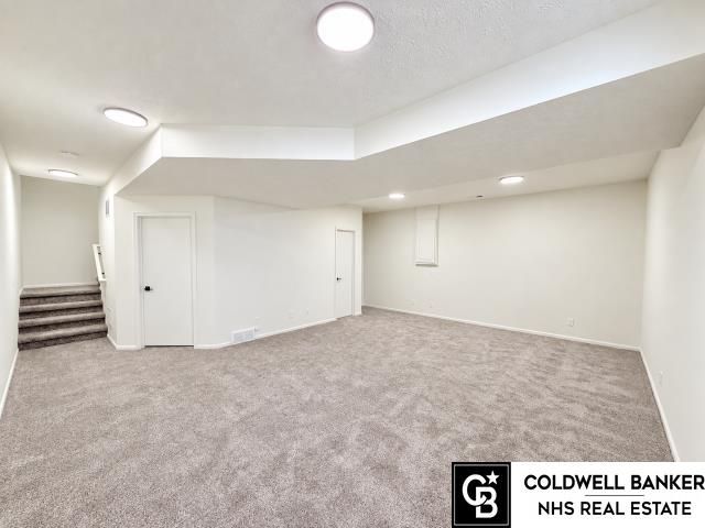 4110 N 147th Street, Omaha, NE 68116