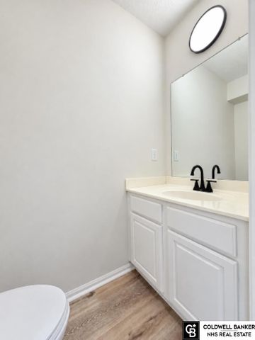 4110 N 147th Street, Omaha, NE 68116