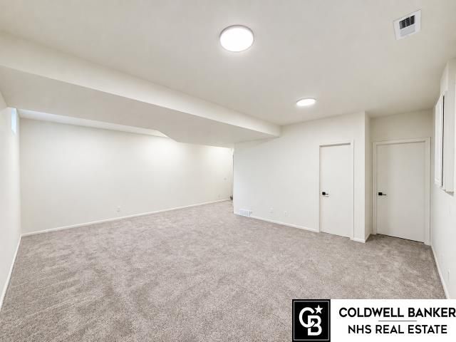 4110 N 147th Street, Omaha, NE 68116