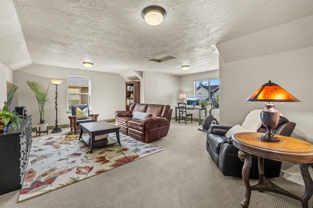 20177 Roper Lane, Bend, OR 97703