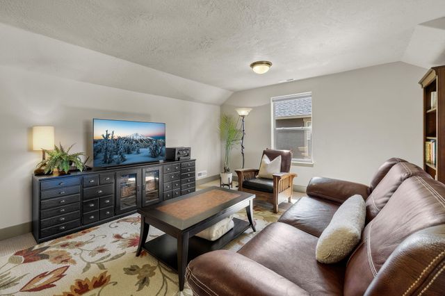 20177 Roper Lane, Bend, OR 97703