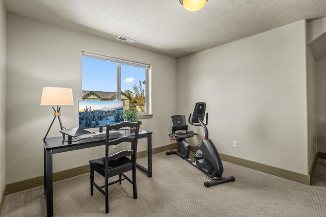 20177 Roper Lane, Bend, OR 97703