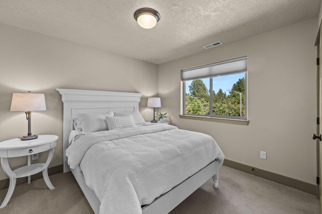 20177 Roper Lane, Bend, OR 97703