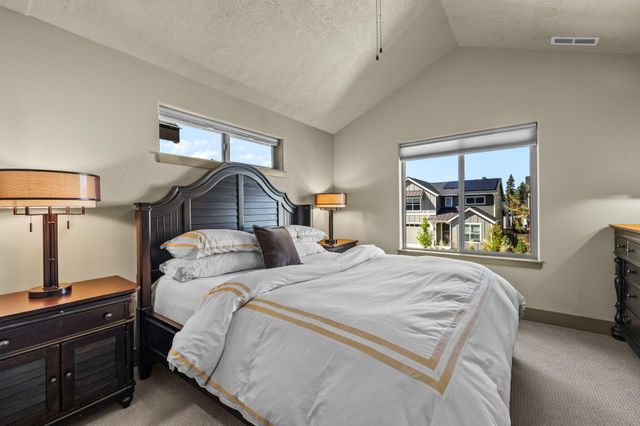 20177 Roper Lane, Bend, OR 97703