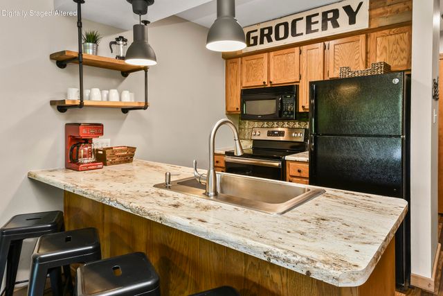 437 Notch Lane Building 16 Unit 9, Branson West, MO 65737