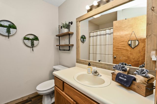 437 Notch Lane Building 16 Unit 9, Branson West, MO 65737