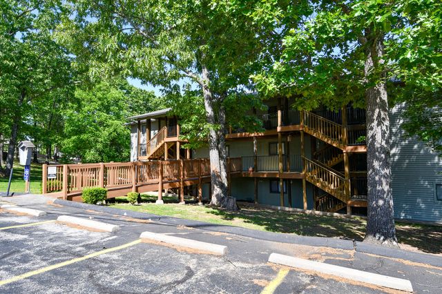 437 Notch Lane Building 16 Unit 9, Branson West, MO 65737