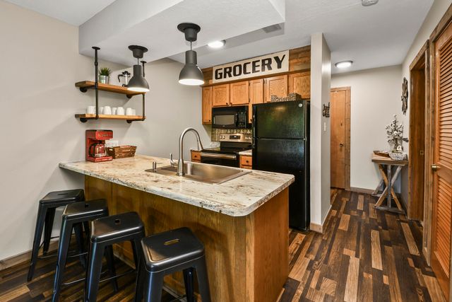437 Notch Lane Building 16 Unit 9, Branson West, MO 65737