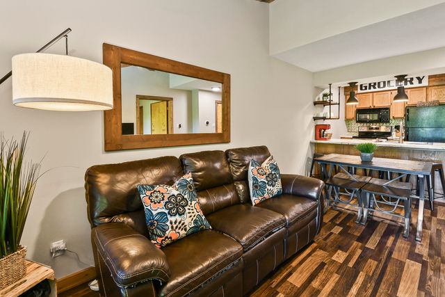 437 Notch Lane Building 16 Unit 9, Branson West, MO 65737